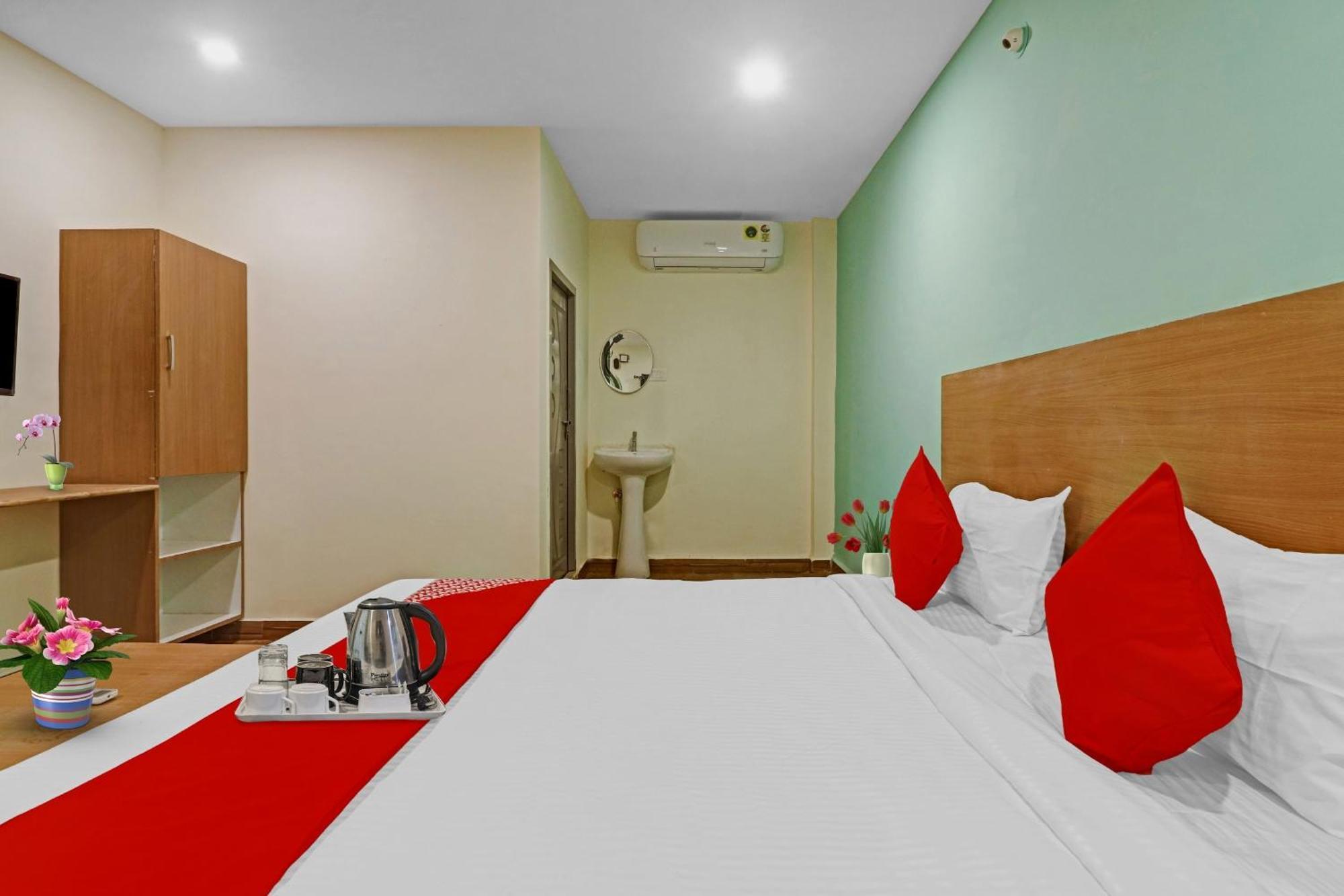 Hotel O Lavish Stay Hyderabad Esterno foto